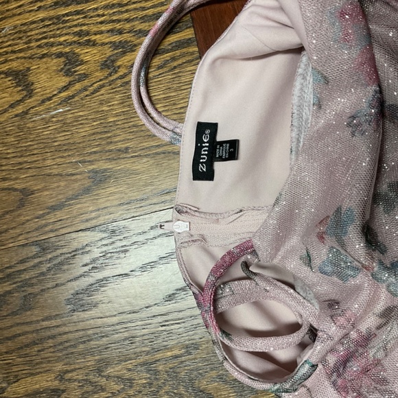 Cute toddler dress - Picture 4 of 5